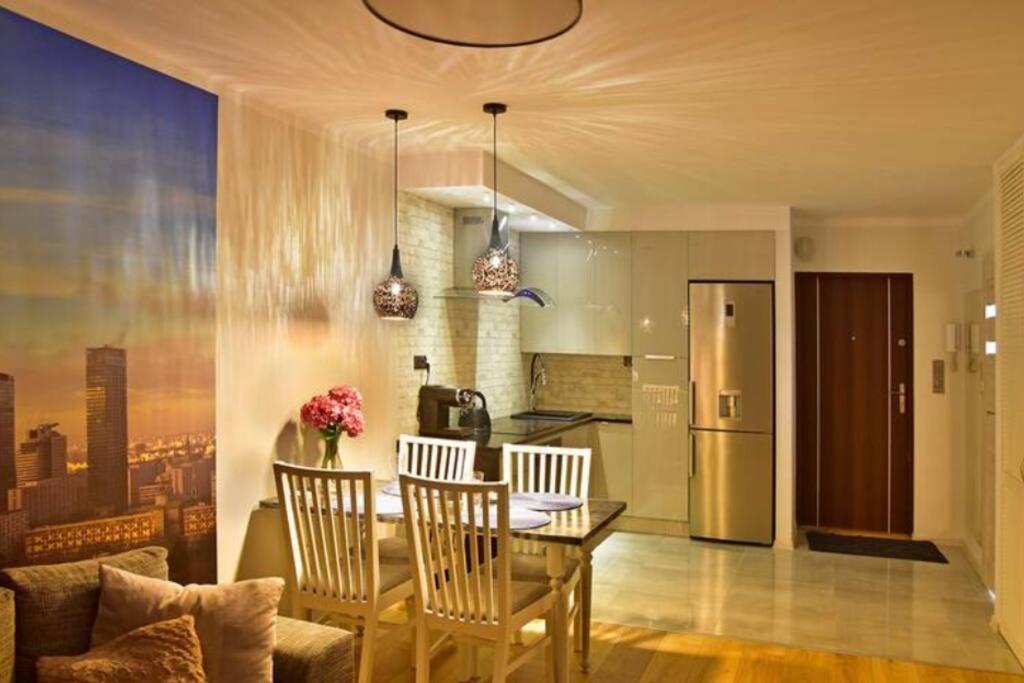 City Center-Comfortable And Stylish Apartment- P2 Варшава Экстерьер фото