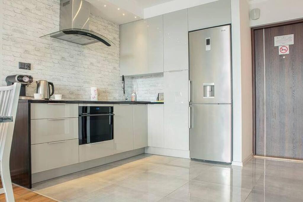 City Center-Comfortable And Stylish Apartment- P2 Варшава Экстерьер фото